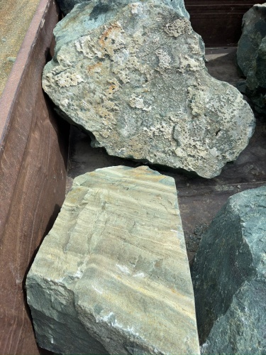 Ландшафтные глыбы зелёные 200-500 килограмм купить в Сахалине