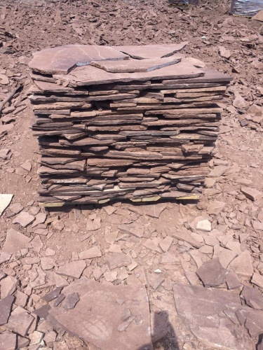 Плитняк лемезит бордовый для цоколя 1,5-2 см купить в Сахалине