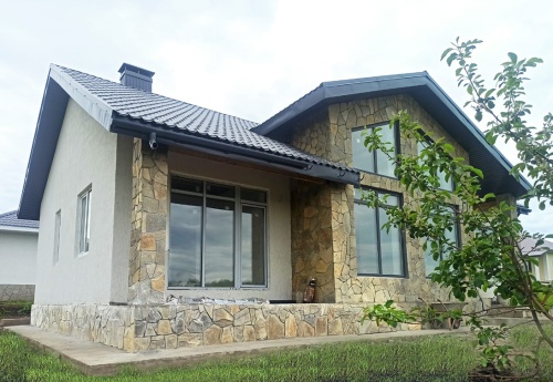 Плитняк златолит Уральский  для фасада купить в Сахалине