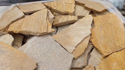 Плитняк златолит жёлтый для цоколя купить в Сахалине