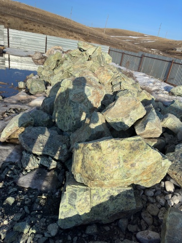 Камни для ландшафтного дизайна зелёные 10-60 килограмм купить в Сахалине