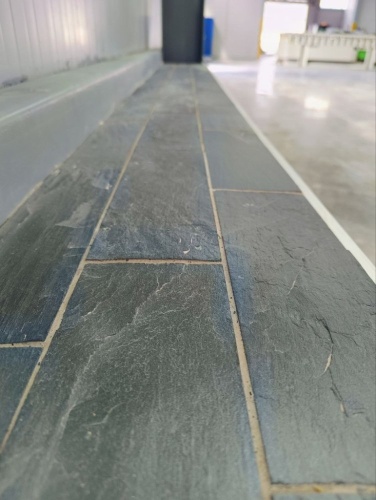 Плитка чёрная из натурального камня фасадная 30 см * 5 см, толщина 7 мм -30 мм купить в Сахалине