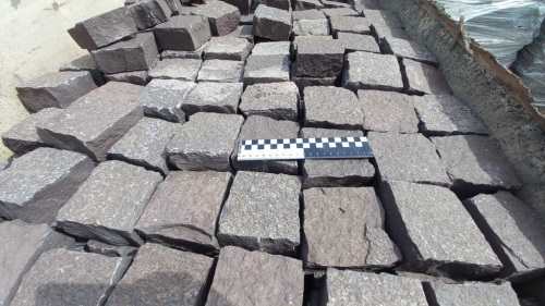 Лемезит колотая брусчатка 10 * 10 см. для парковки купить в Сахалине