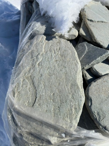 Плитняк златолит зелёный галтованный для цоколя купить в Сахалине